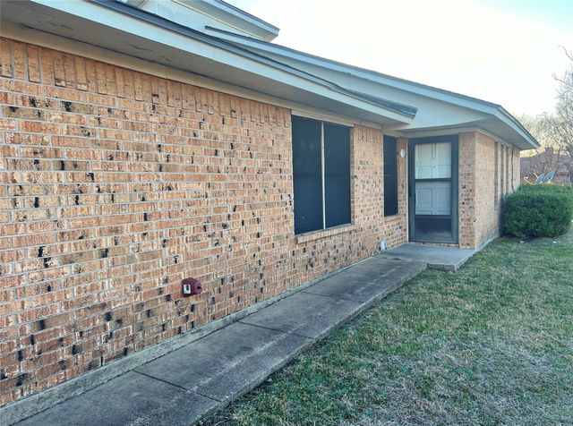 1108 Curtis Drive, Weatherford, TX 76086