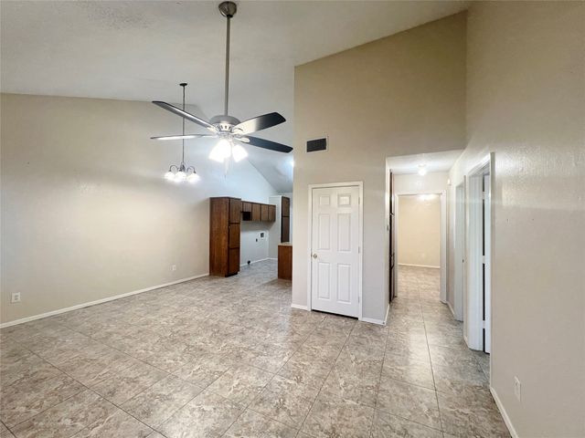 1108 Curtis Drive, Weatherford, TX 76086