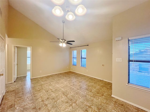 1108 Curtis Drive, Weatherford, TX 76086