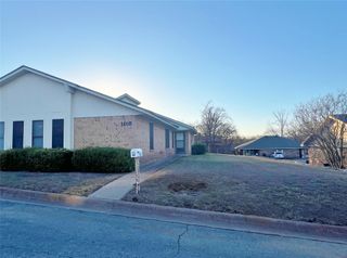 1108 Curtis Drive, Weatherford, TX 76086