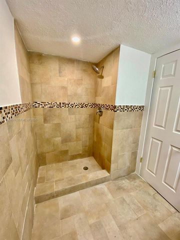 6544 SW 114 PL B76, Miami, FL 33173