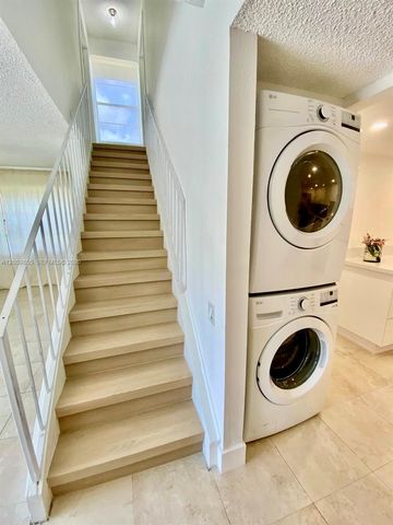 6544 SW 114 PL B76, Miami, FL 33173