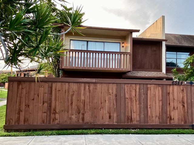 6544 SW 114 PL B76, Miami, FL 33173