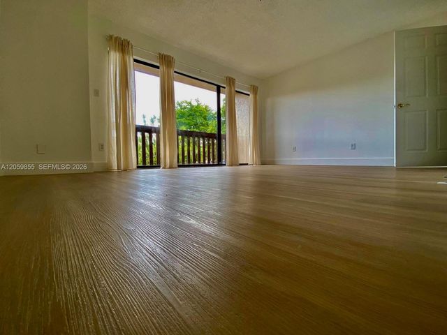 6544 SW 114 PL B76, Miami, FL 33173