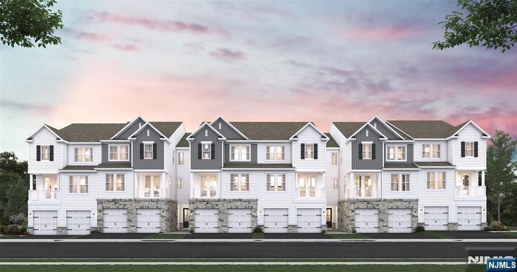 16 Reservoir Court, Wayne, NJ 07470