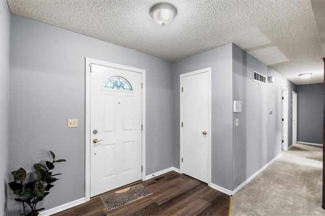 1204 NE Hendrix Drive, Lee's Summit, MO 64086