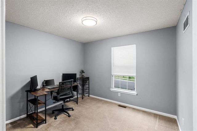 1204 NE Hendrix Drive, Lee's Summit, MO 64086