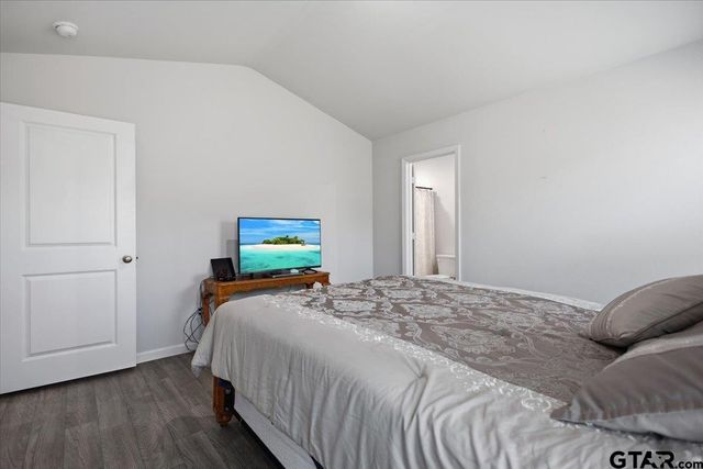 1207 Ripplewood, Chandler, TX 75758