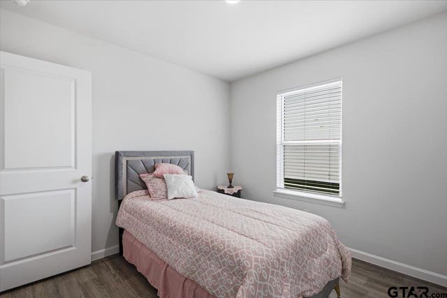 1207 Ripplewood, Chandler, TX 75758