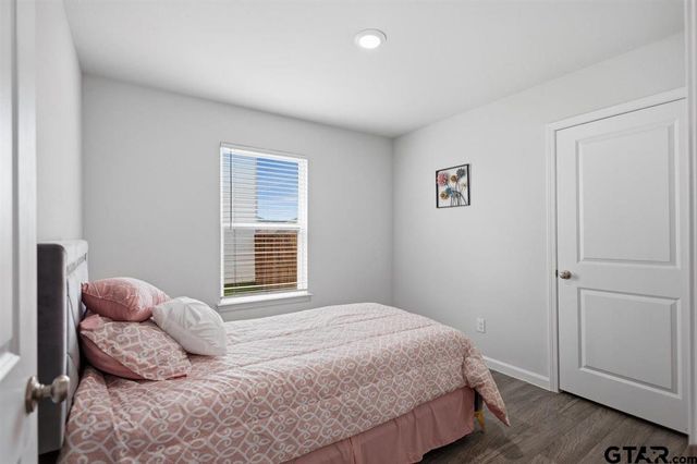 1207 Ripplewood, Chandler, TX 75758