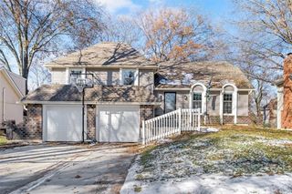 12418 W 100th Street, Lenexa, KS 66215