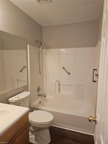 804 Newday CT, Newport News, VA 23602