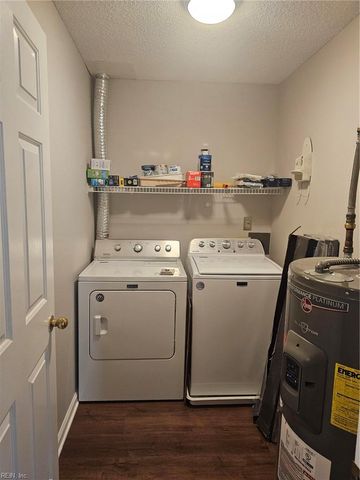 804 Newday CT, Newport News, VA 23602