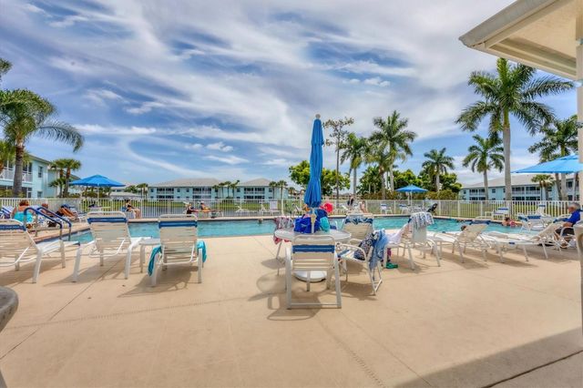 5744 SABAL TRACE DRIVE 202BD5, North Port, FL 34287