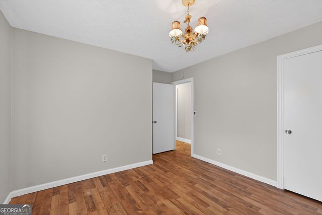 1056 Park Forest Trail NW, Lilburn, GA 30047