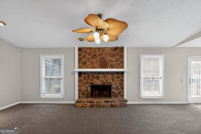 1056 Park Forest Trail NW, Lilburn, GA 30047