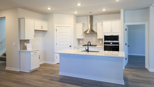 5005 Wild Oat Circle, Spring Hill, TN 37174