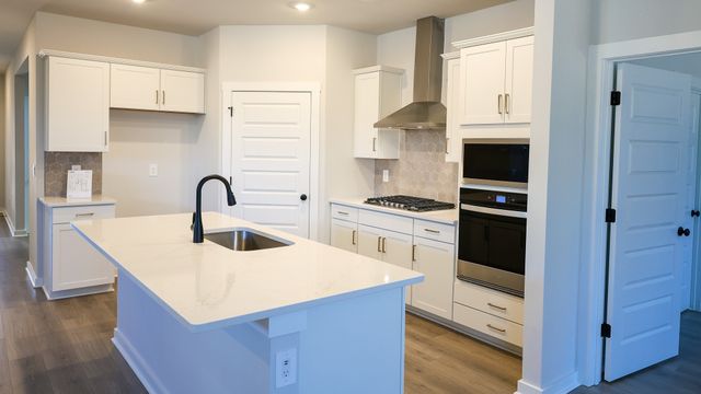 5005 Wild Oat Circle, Spring Hill, TN 37174