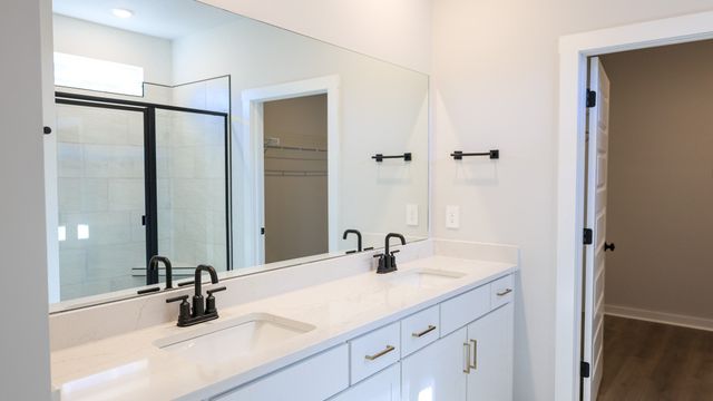 5005 Wild Oat Circle, Spring Hill, TN 37174