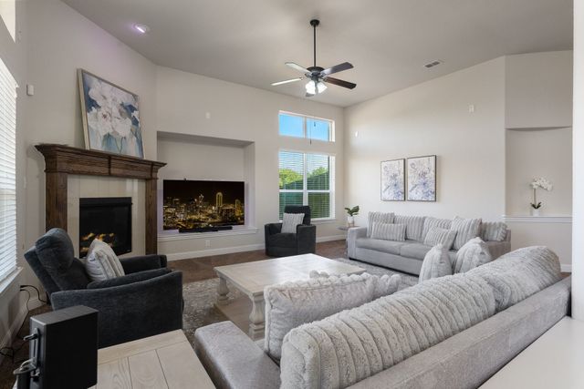 2901 Regents Park Lane, Garland, TX 75043