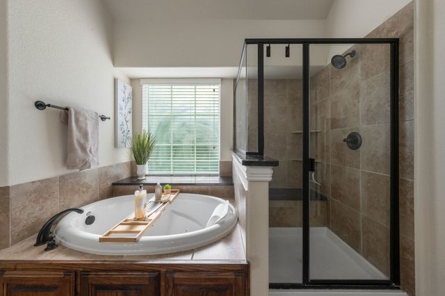 2901 Regents Park Lane, Garland, TX 75043