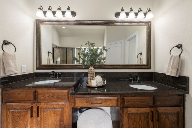 2901 Regents Park Lane, Garland, TX 75043