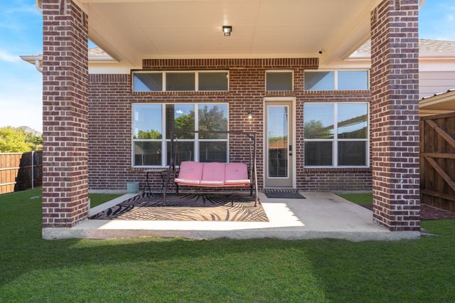 2901 Regents Park Lane, Garland, TX 75043