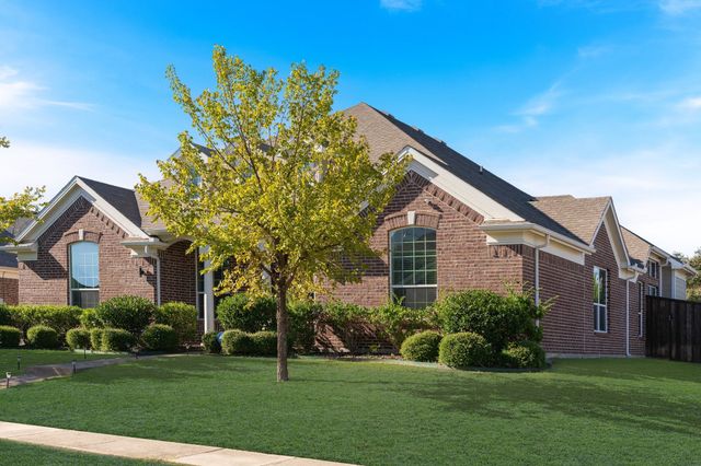2901 Regents Park Lane, Garland, TX 75043