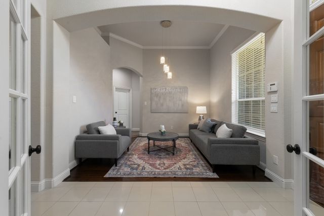 2901 Regents Park Lane, Garland, TX 75043