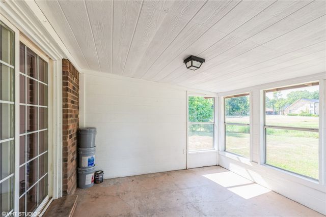 1213 Lakeside Drive, Grand Saline, TX 75140