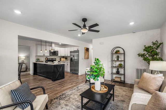 105 Cabot Court, Spartanburg, SC 29301