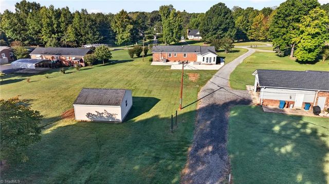 4982 Yanceyville Road, Browns Summit, NC 27214