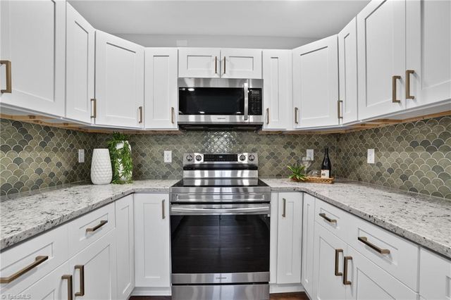 4982 Yanceyville Road, Browns Summit, NC 27214