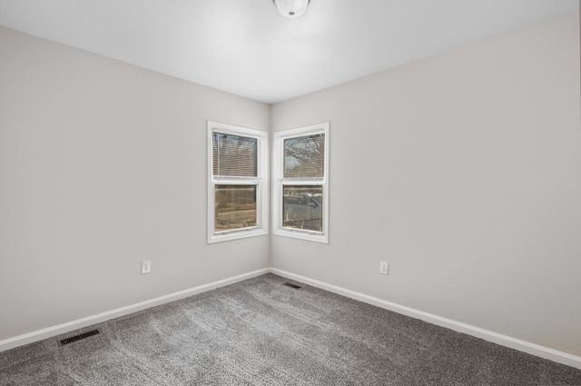 2111 E Random Rd, Wichita, KS 67214