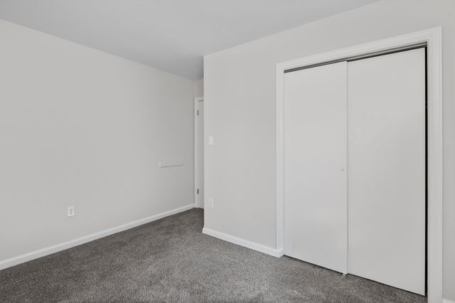 2111 E Random Rd, Wichita, KS 67214