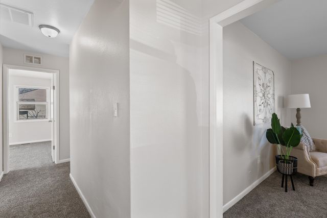 2111 E Random Rd, Wichita, KS 67214