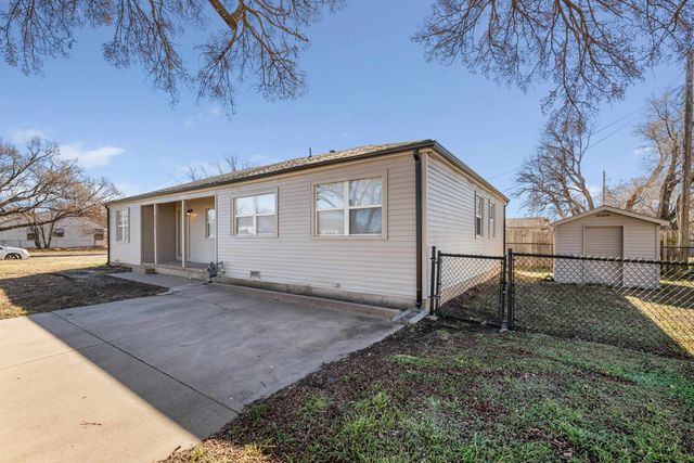 2111 E Random Rd, Wichita, KS 67214