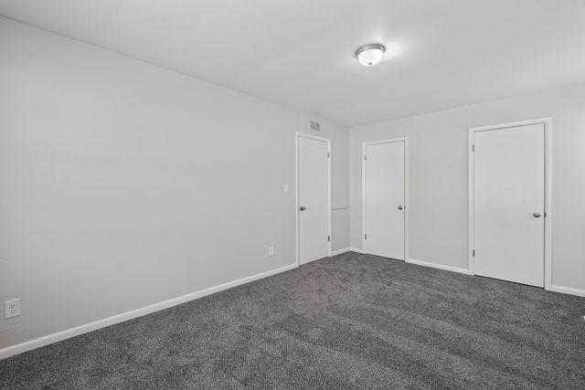 2111 E Random Rd, Wichita, KS 67214