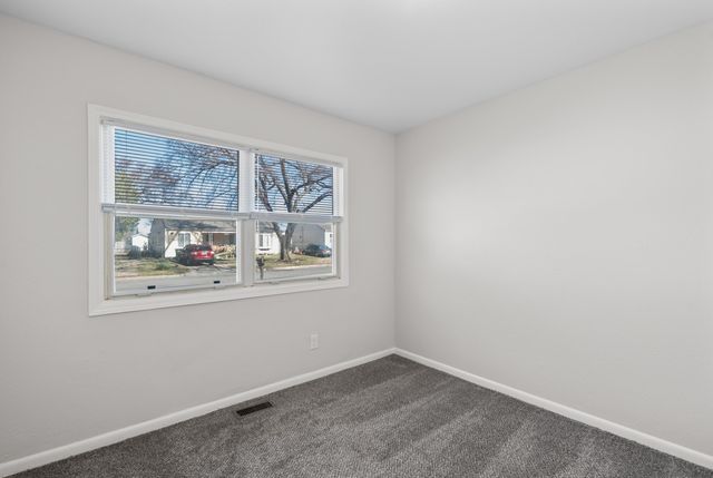 2111 E Random Rd, Wichita, KS 67214