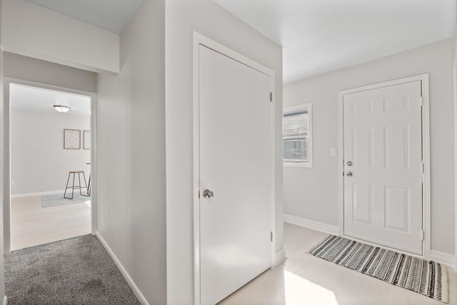 2111 E Random Rd, Wichita, KS 67214