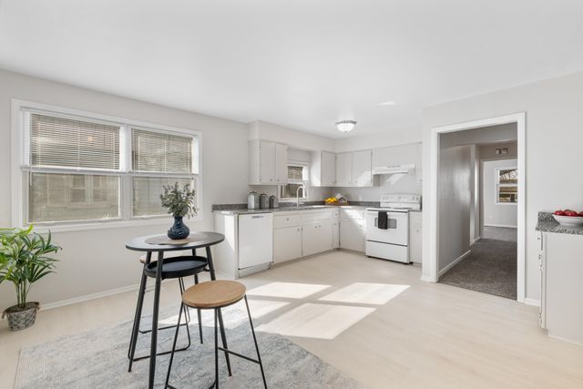 2111 E Random Rd, Wichita, KS 67214