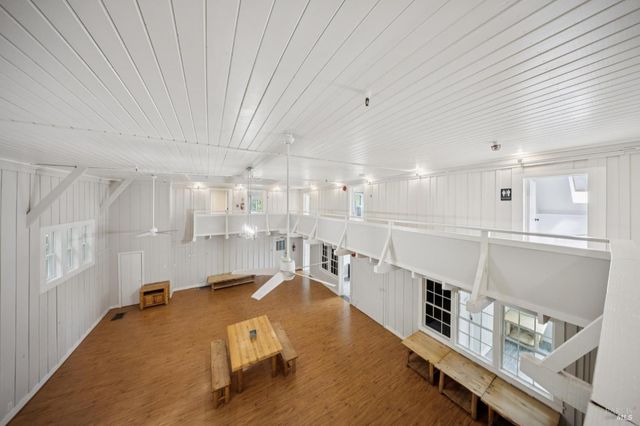 2264 Green Hill Rd, Sebastopol, CA 95472