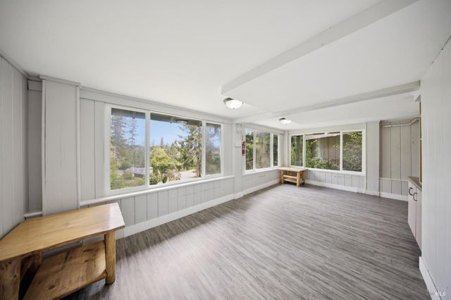 2264 Green Hill Rd, Sebastopol, CA 95472