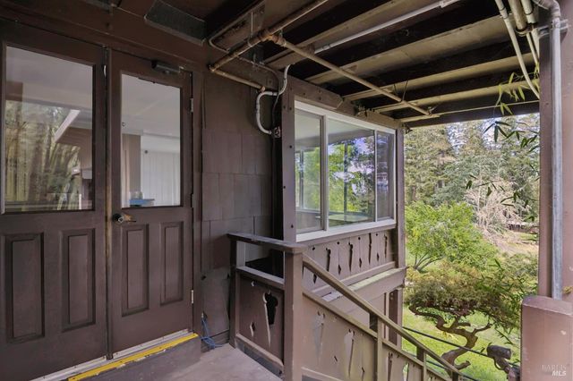 2264 Green Hill Rd, Sebastopol, CA 95472