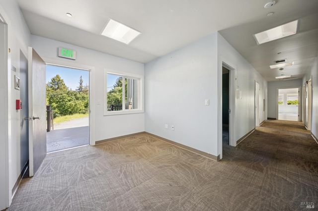 2264 Green Hill Rd, Sebastopol, CA 95472