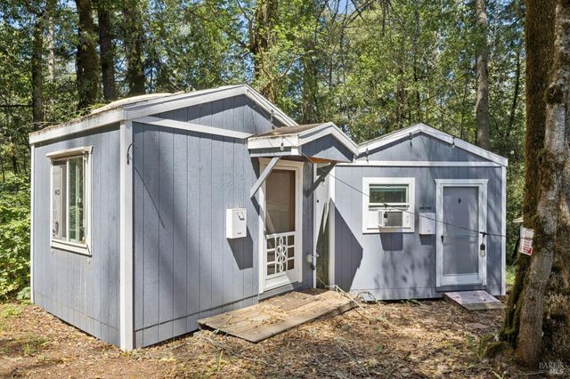 2264 Green Hill Rd, Sebastopol, CA 95472