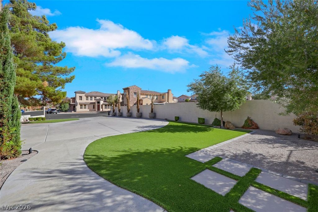 915 Via Canale Drive, Henderson, NV 89011 — photo 4