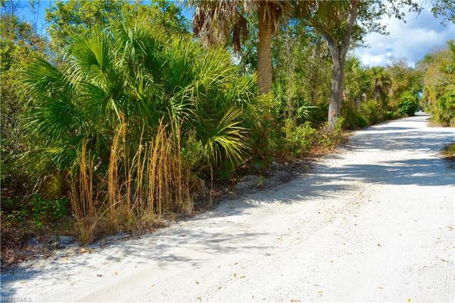 27195 Lowry AVE, Punta Gorda, FL 33983