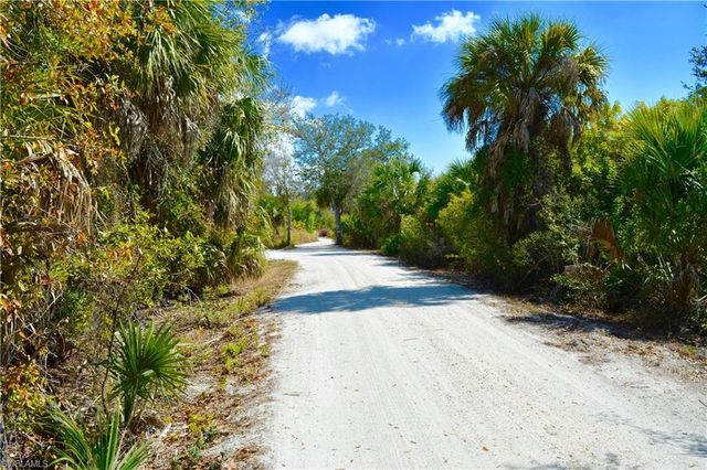 27195 Lowry AVE, Punta Gorda, FL 33983