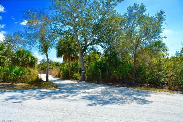 27195 Lowry AVE, Punta Gorda, FL 33983